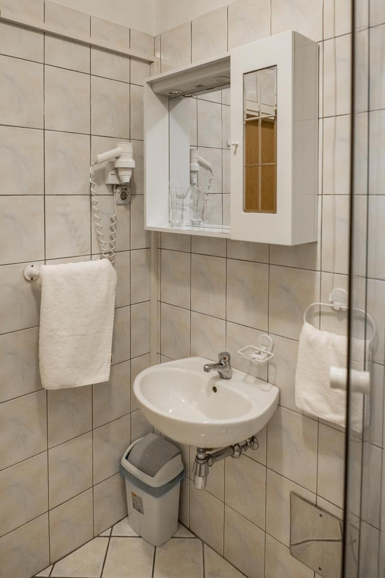 Hotel Carlstadt Karlovac Habitación foto